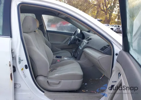 2009 Toyota Camry Le z USA, uszkodzony, nr VIN 4T4BE46K89R095487